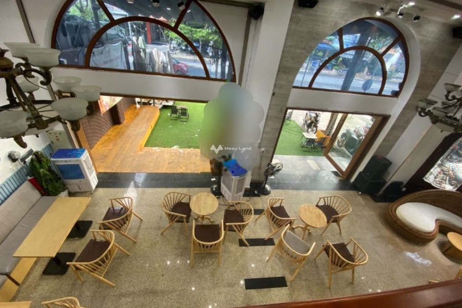 Vị trí đặt tọa lạc ở Lê Thanh Nghị, Đà Nẵng cho thuê nhà thuê ngay với giá thương mại từ 40 triệu/tháng, trong nhà này gồm 1 PN, 1 WC-01