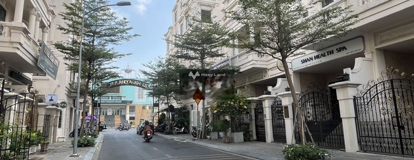 Vị trí thuận tiện ngay tại Phan Văn Trị, Hồ Chí Minh cho thuê nhà thuê ngay với giá thương mại chỉ 40 triệu/tháng, trong nhà tổng quan có tổng 4 PN-03