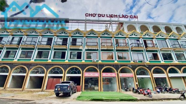 Làm ăn đói kém bán cửa hàng diện tích rộng 9m2 vị trí mặt tiền tọa lạc ngay Nguyễn Huệ, Lào Cai bán ngay với giá thực tế chỉ 160 triệu-01
