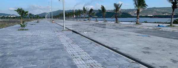 Bán đất mặt tiền tại Emerald Bay, Quảng Ninh. Diện tích 100m2-02