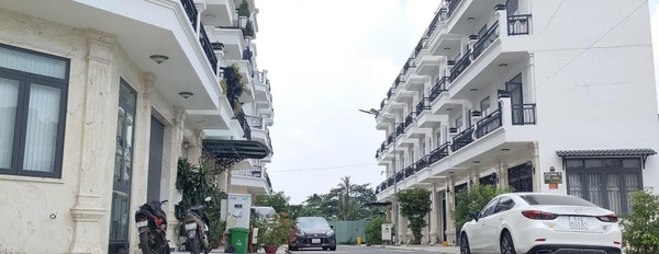 Bán nhà vị trí tại An Phú Đông, Hồ Chí Minh giá bán chốt nhanh từ 5.5 tỷ diện tích khoảng 60m2 hướng Đông - Nam trong ngôi nhà này gồm 4 PN-02