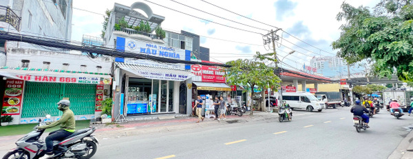 Bán gấp nhà mặt tiền kinh doanh ổn định view sông Trần Xuân Soạn, Quận 7-03