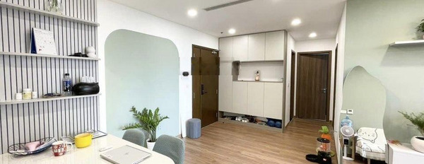 Ngân hàng thanh lý thu hồi vốn căn hộ chung cư Eco Green Saigon 68m2 sổ sẵn, hỗ trợ bank -02