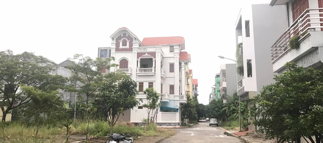 Bán đất khu đô thị Vạn Lộc, Tứ Minh, Hải Dương. Diện tích 80m2, giá thương lượng