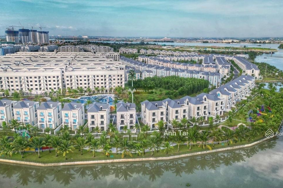 Bán biệt thự có diện tích rộng 144m2 vị trí nằm ngay Nguyễn Xiển, Quận 9 bán ngay với giá siêu rẻ từ 19 tỷ-01