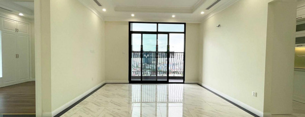 Bán căn hộ với diện tích là 86.7m2 vị trí thuận lợi tọa lạc trên Huỳnh Thúc Kháng, Láng Thượng bán ngay với giá khởi đầu chỉ 5.46 tỷ-02