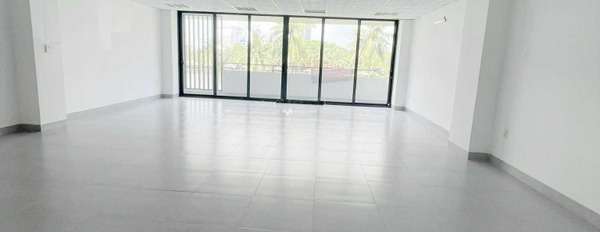 Cho thuê nhà ở có diện tích gồm 240m2 giá thuê gốc chỉ 120 triệu/tháng vị trí thích hợp Quận 2, Hồ Chí Minh-03