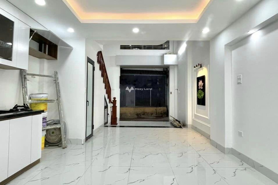 Ngôi nhà này có tổng 3 PN bán nhà giá bán cạnh tranh từ 5.2 tỷ có diện tích chung là 40m2 vị trí ngay ở Phương Liệt, Thanh Xuân-01