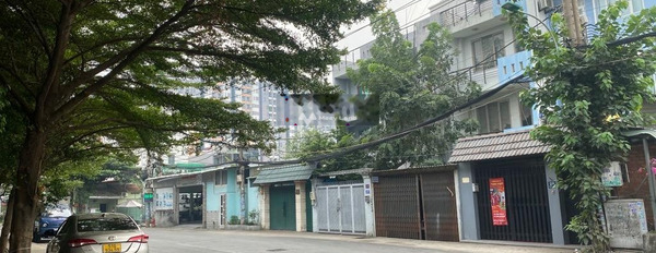Diện tích 55m2 bán nhà ở vị trí đẹp nằm ở Phước Long A, Hồ Chí Minh tổng quan nhà này thì có 2 phòng ngủ 3 WC khách có thiện chí liên hệ ngay.-03