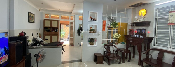 Bán nhà vị trí thuận lợi tại Võ Duy Ninh, Bình Thạnh bán ngay với giá mua liền từ 11 tỷ diện tích gồm 93m2 tổng quan nhà này thì gồm 3 PN-03