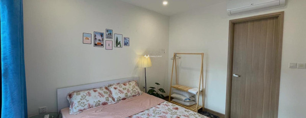 Tổng quan căn hộ thì gồm có 2 phòng ngủ, cho thuê căn hộ nằm ở Quận 9, Hồ Chí Minh, 2 WC nội thất đầy đủ-02