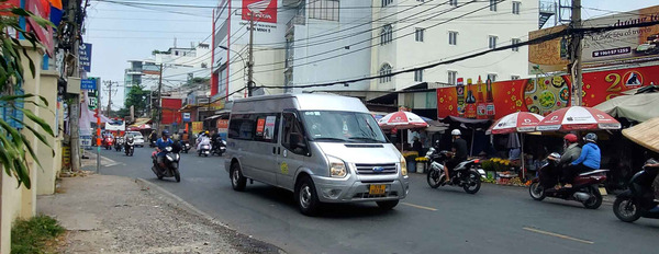 Chính chủ đi xuất ngoại bán gấp nhà Tô Ngọc Vân, Linh Đông, Thủ Đức 100m2, công nhận đủ, bao đầu tư-03