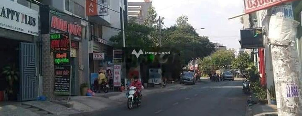 Nhà có 2 PN bán nhà giá bán cực rẻ từ 8.5 tỷ có diện tích rộng 80m2 vị trí thuận tiện ngay tại Bình Tân, Hồ Chí Minh-03