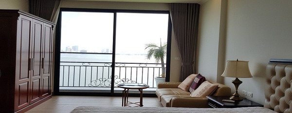Cho thuê căn hộ dịch vụ tại Yên Phụ, Tây Hồ, 45m2, 1 phòng ngủ, view hồ, đầy đủ nội thất hiện đại-02