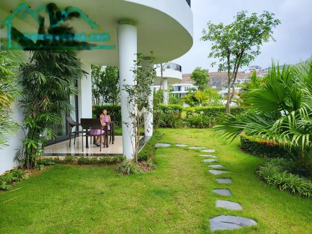 Cần bán biệt thự tọa lạc tại Quốc Lộ 6, Lương Sơn, bán ngay với giá siêu mềm 8 tỷ diện tích chuẩn 310m2 khu vực đông đúc-01