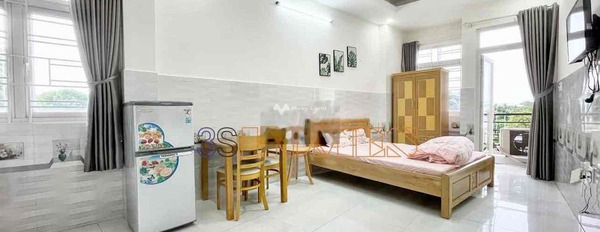 Tổng quan căn hộ này gồm có 1 PN, cho thuê căn hộ hướng Đông vị trí mặt tiền tại Bạch Đằng, Hồ Chí Minh, 1 WC giá cực mềm-02