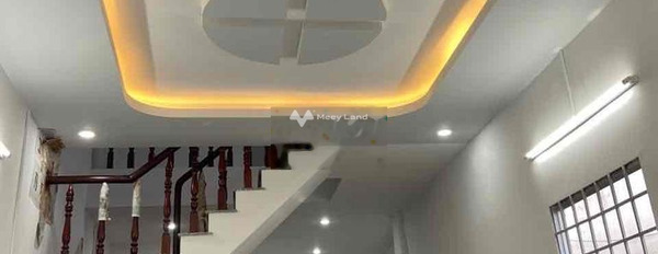 Diện tích thực là 45m2, cho thuê nhà ở vị trí thuận lợi nằm ở Hoàng Văn Thụ, Cần Thơ, trong nhà có tổng 3 phòng ngủ, 2 WC hỗ trợ mọi thủ tục miễn phí-02