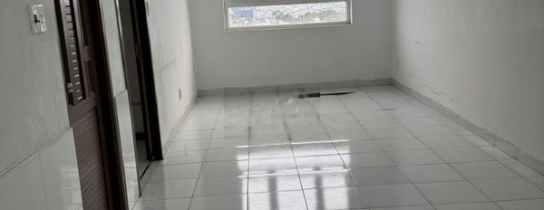 [Ở liền-1pn2wc-Nhà trống-Giá rẻ] Cho thuê CH Tân Phước-Q11 -03