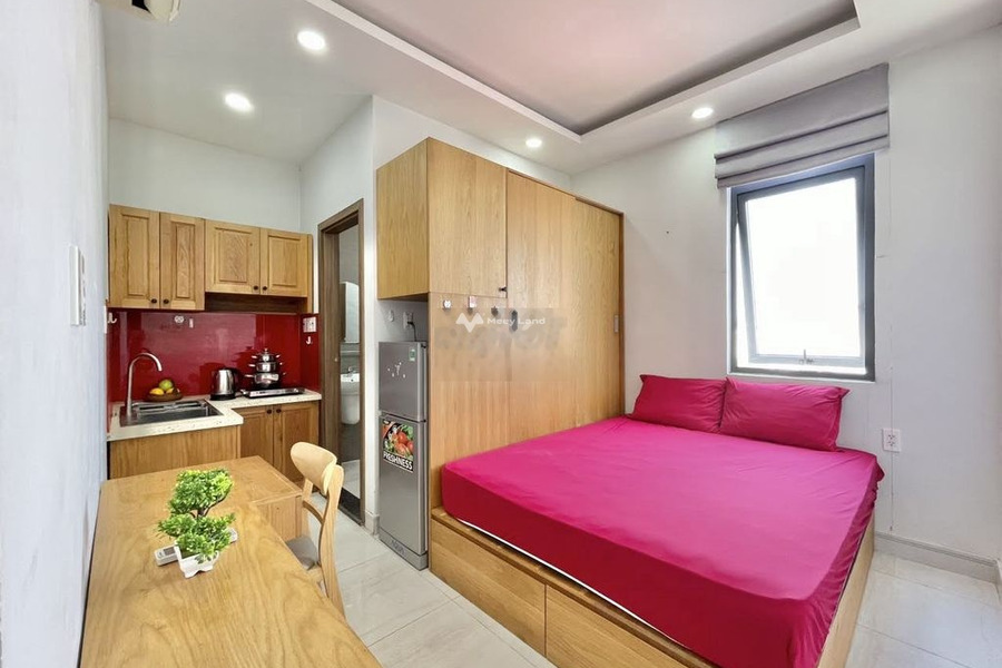 Nội thất đầy đủ, cho thuê căn hộ diện tích rộng là 20m2 ngay trên Phú Nhuận, Hồ Chí Minh thuê ngay với giá hấp dẫn 5.5 triệu/tháng-01