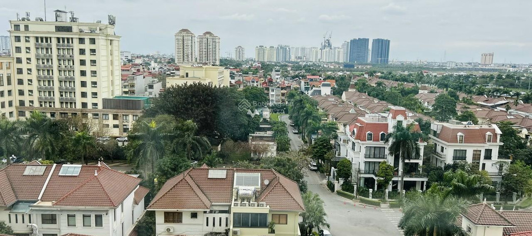 Vị trí thuận lợi tọa lạc ngay Phú Thượng, Hà Nội, bán chung cư bán ngay với giá bàn giao 4.1 tỷ, trong căn hộ bao gồm 3 PN, 2 WC vị trí siêu đẹp