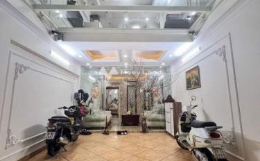 Nằm tại Trần Quốc Hoàn, Hà Nội, bán nhà, bán ngay với giá tốt 12.7 tỷ diện tích gồm 60m2, ngôi nhà này bao gồm 4 phòng ngủ vị trí thuận lợi-02