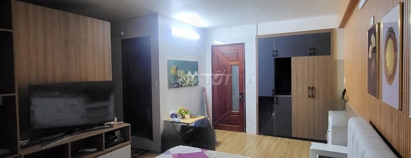 Có diện tích tiêu chuẩn 45m2, cho thuê nhà ở gần Hải Phòng, Hải Châu, tổng quan bên trong ngôi nhà 3 phòng ngủ gặp để trao đổi-03