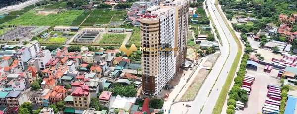 Tổng quan căn này gồm có 2 phòng ngủ, bán chung cư mặt tiền nằm tại Phường Phú Thượng, Quận Tây Hồ, trong căn hộ nhìn chung có 2 PN, 2 WC giá có thể f...-02