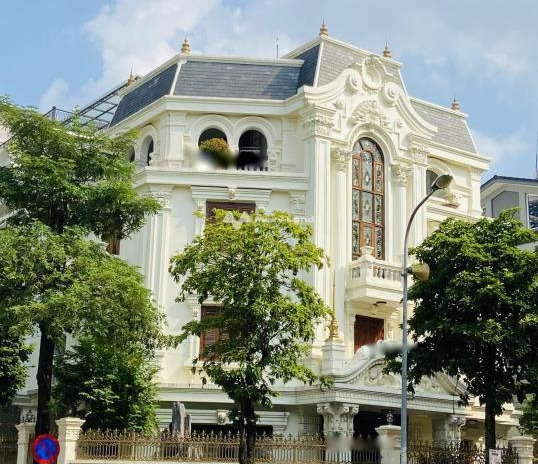 Vị trí nằm tại Nguyễn Chánh, Hà Nội bán nhà giá bán cực sốc 119 tỷ
