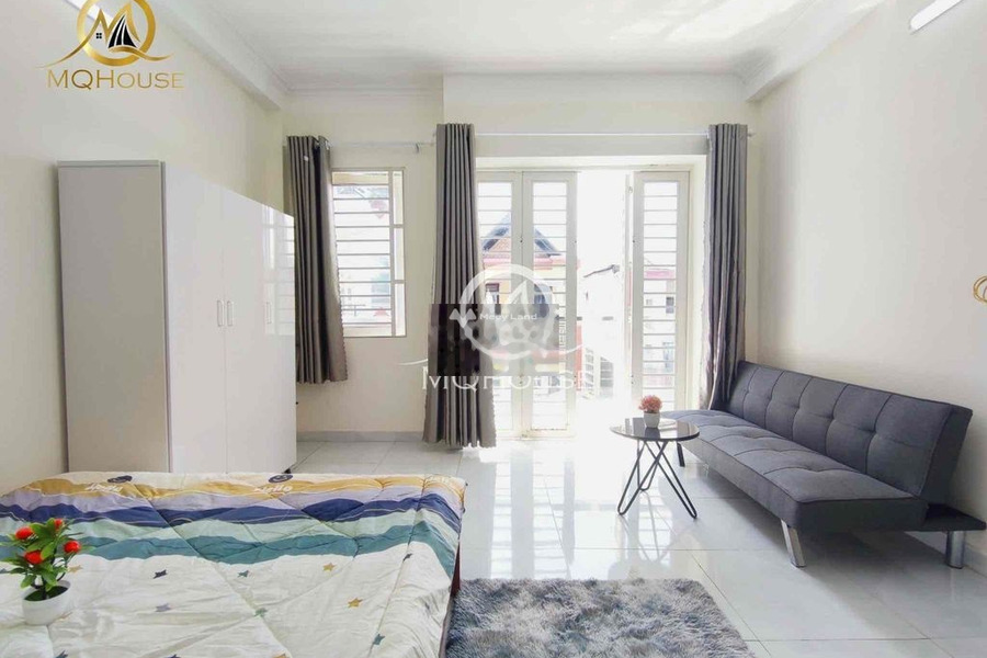 Cho thuê căn hộ với diện tích rộng 30m2 vị trí đẹp gần Đường C1, Tân Bình thuê ngay với giá thương mại từ 5 triệu/tháng-01