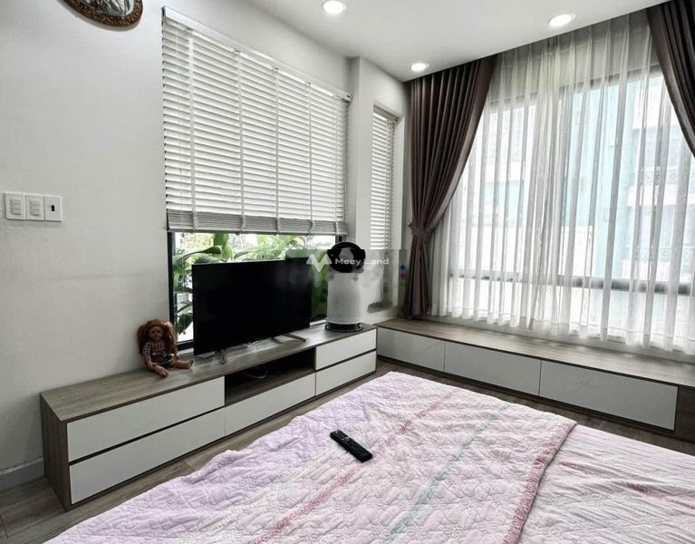 Giá bán 7.3 tỷ bán nhà có diện tích chung 30m2 vị trí đặt ngay ở Hòa Hảo, Hồ Chí Minh trong nhà này có 6 phòng ngủ cảm ơn đã xem tin-01