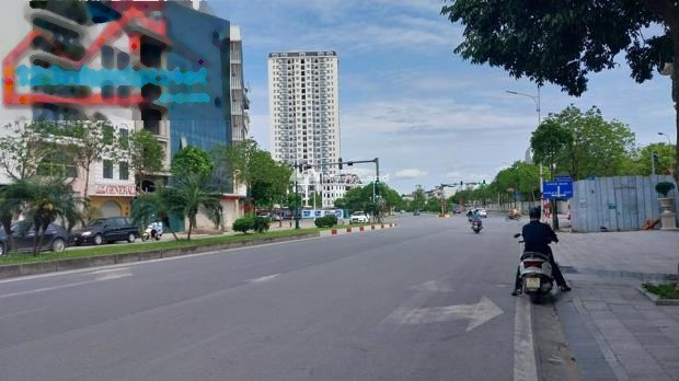 Tại Bồ Đề, Long Biên bán đất 20.1 tỷ với tổng diện tích 165m2-01