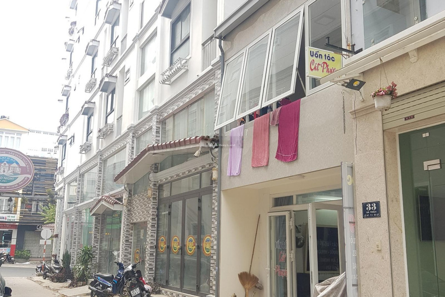 Tọa lạc ngay tại Bà Triệu, Lâm Đồng bán nhà bán ngay với giá tốt nhất 15.5 tỷ tổng quan bên trong ngôi nhà 8 phòng ngủ 8 WC-01