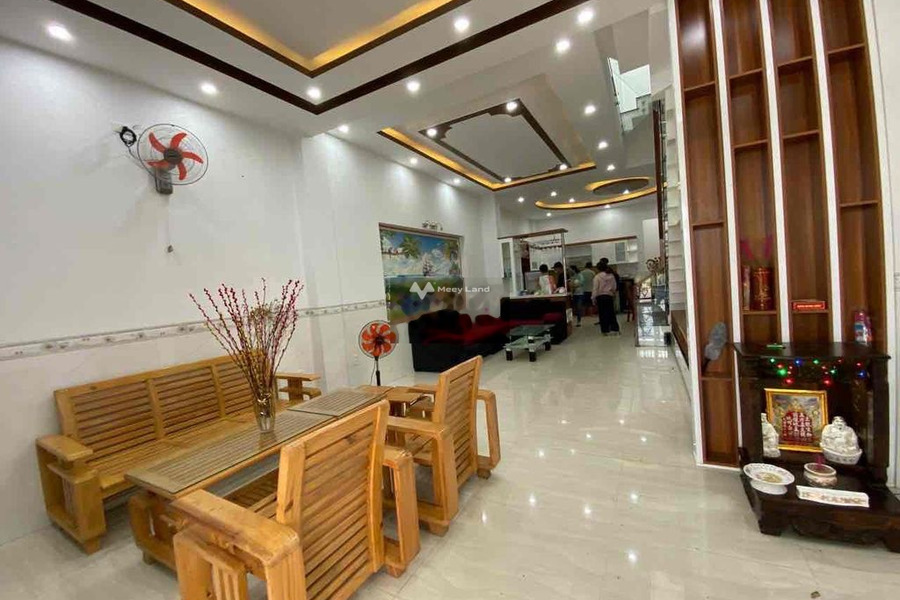 Nằm tại Vĩnh Thái, Nha Trang, cho thuê nhà, giá thuê hữu nghị chỉ 12 triệu/tháng tổng diện tích 100m2, nhà có tổng cộng 3 PN giá siêu rẻ-01