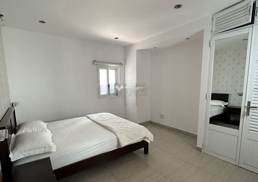 Căn Hộ 2 phòng ngủ giá tốt ngay Phan Đăng Lưu, Phú Nhuận, 70m² -01