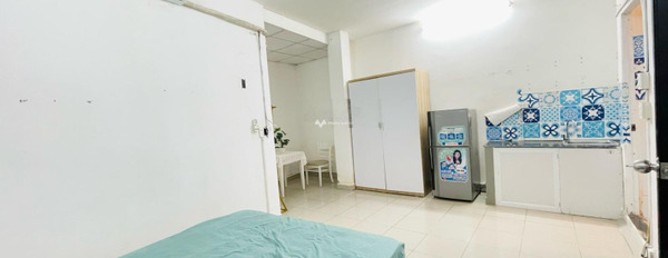 Cho thuê chung cư vị trí mặt tiền tọa lạc ở Hoàng Sa, Hồ Chí Minh, căn hộ nhìn chung có tổng 1 phòng ngủ, 1 WC phong thủy tốt-02
