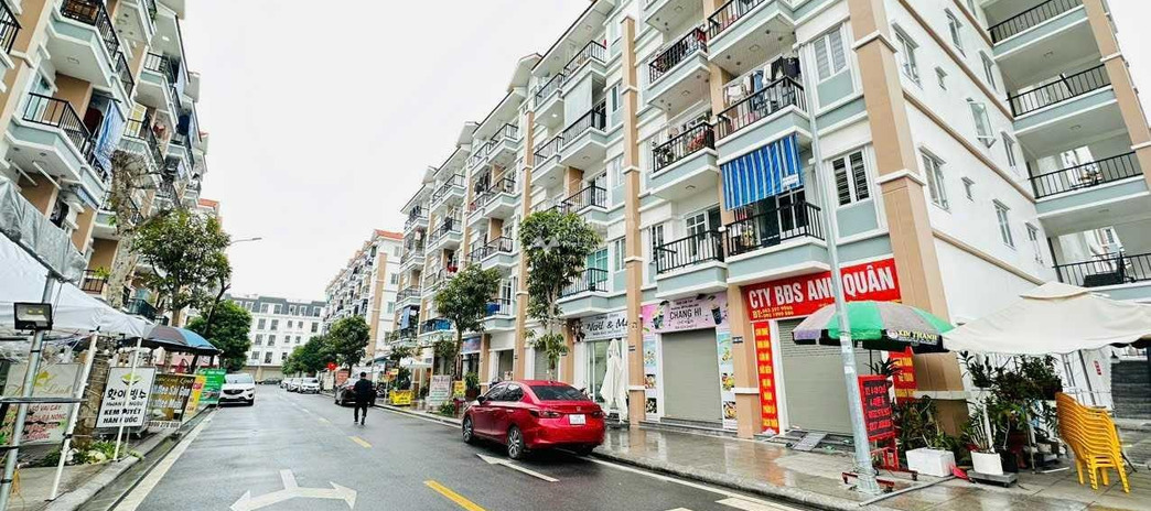 Hướng Đông Nam, bán chung cư vị trí hấp dẫn nằm ở An Dương, Hải Phòng bán ngay với giá bất ngờ từ 730 triệu