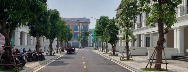 Bán nhà bán ngay với giá tốt 19.5 tỷ có diện tích chính 500m2 vị trí đẹp tọa lạc tại Quận 9, Hồ Chí Minh-02