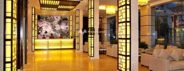 Bán nhà ngay tại Hạ Long, Quảng Ninh bán ngay với giá khởi điểm từ 180 tỷ diện tích gồm 560m2 hướng KXĐ-03
