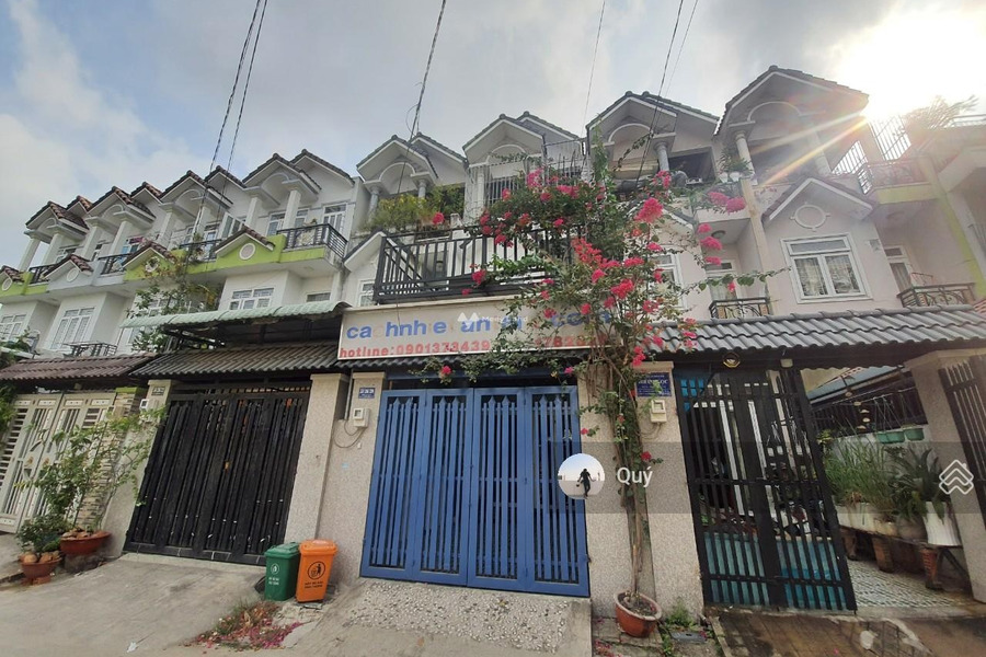 Vị trí đặt tọa lạc ngay trên An Phú Đông, Hồ Chí Minh bán nhà bán ngay với giá khởi điểm chỉ 3 tỷ tổng quan trong ngôi nhà có 4 phòng ngủ 5 WC-01