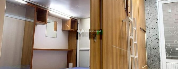 Trần Hưng Đạo, Quận 5 cho thuê phòng trọ diện tích tổng là 30m2 nhà view bao đẹp-02