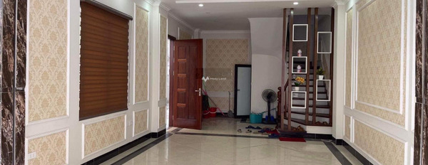 Nhà 8 phòng ngủ bán nhà ở có diện tích gồm 47m2 bán ngay với giá siêu rẻ từ 11.2 tỷ vị trí thuận lợi tại Quan Hoa, Hà Nội-03