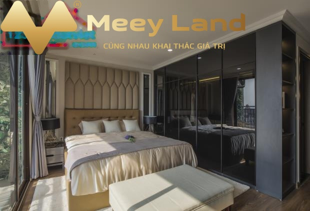 Dt quy đổi 168m2, bán chung cư giá bán thỏa thuận chỉ 5.8 tỷ vị trí đặt vị trí ngay trên Phú Thượng, Tây Hồ, ngôi căn hộ này bao gồm 3 PN thuận tiện đ...