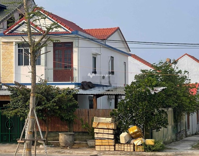 Trong nhà này thì gồm 2 phòng ngủ, cho thuê nhà, giá thuê mềm 15 triệu/tháng có diện tích gồm 185m2 vị trí đặt ở Hội An, Quảng Nam-01