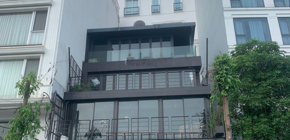 Cho thuê nhà mặt phố Thái Hà DT 80m2 2 tầng, MT 5m, thuận tiện trung tâm quận Đống Đa siêu hot 