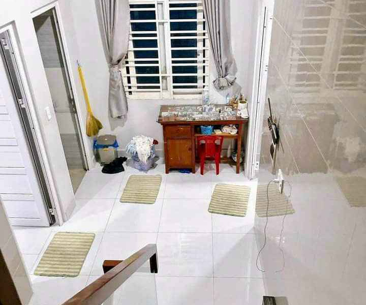 Bán căn hộ rộng 210m², đã có sổ đỏ riêng biệt-01