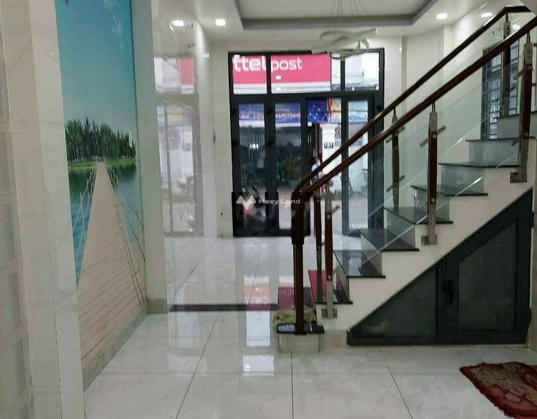 Vị trí thuận lợi ngay ở Lê Sao, Phú Thạnh cho thuê nhà thuê ngay với giá phải chăng 16 triệu/tháng-01