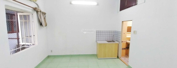 Cho thuê phòng trọ có diện tích quy ước 20m2 vị trí hấp dẫn ngay tại Phường 13, Hồ Chí Minh thuê ngay với giá giao động từ 4.2 triệu/tháng-03