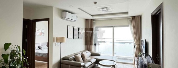Cho thuê chung cư vị trí đặt gần Hạ Long, Quảng Ninh, trong căn hộ nhìn chung có 2 phòng ngủ, 2 WC liên hệ ngay để được tư vấn-02