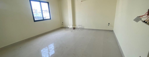 Với diện tích chuẩn 120m2, cho thuê nhà ở vị trí mặt tiền tọa lạc trên An Dương Vương, Quận 5 chính chủ đăng tin-02