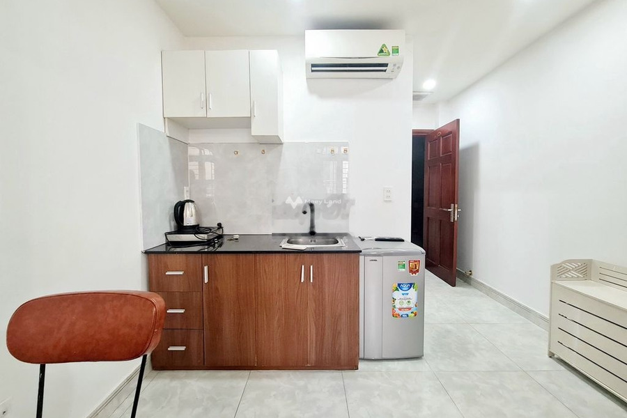 Cho thuê chung cư tổng quan trong ngôi căn hộ Nội thất cao cấp tọa lạc tại Nguyễn Thị Minh Khai, Đa Kao thuê ngay với giá đặc biệt 7.3 triệu/tháng-01